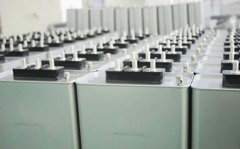 低壓電力電容器的智能化特點(diǎn)有哪些？